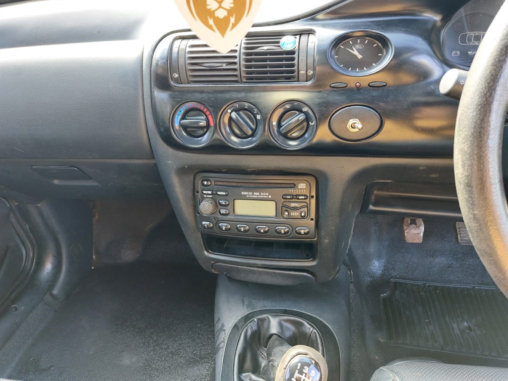 Used Ford Escort 1995 for sale - 78207013: Photo 9