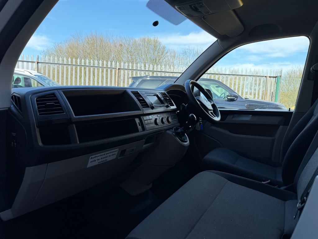 Used Volkswagen Transporter 2018 for sale - 78172872: Photo 9