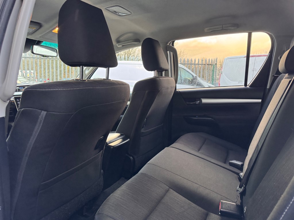 Used Toyota Hilux 2022 for sale - 76628578: Photo 12