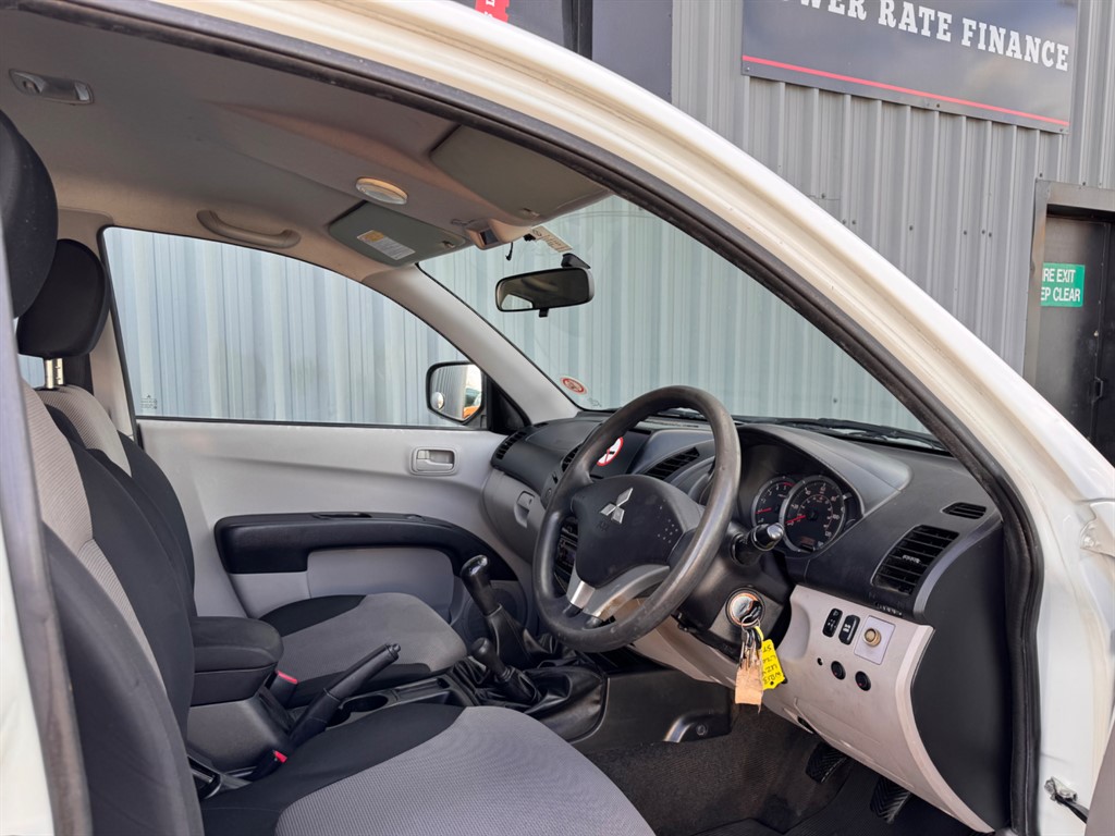 Used Mitsubishi L200 2013 for sale - 76494197: Photo 9