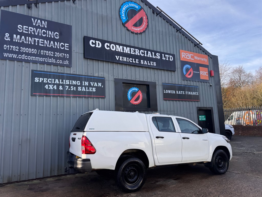 Used Toyota Hilux 2021 for sale - 76717645: Photo 5