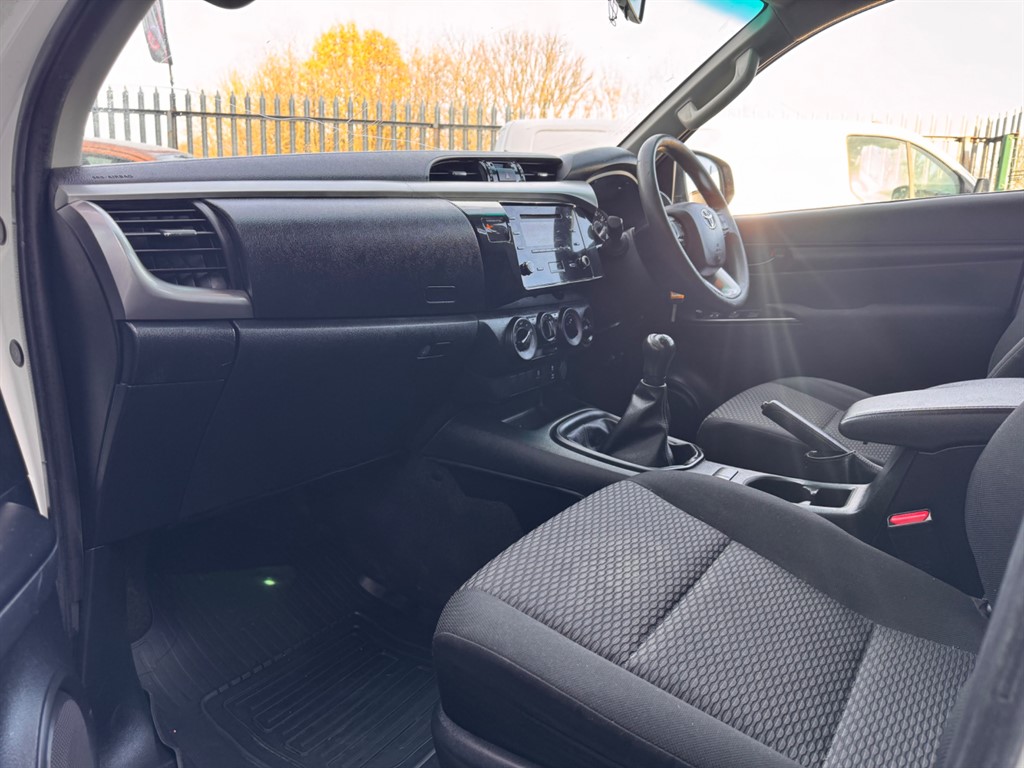Used Toyota Hilux 2021 for sale - 76717645: Photo 9