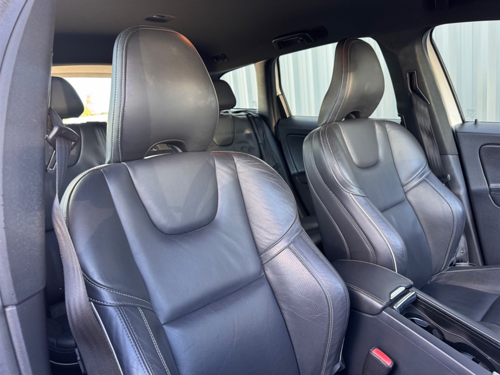 Used Volvo XC60 2015 for sale - 76221943: Photo 12