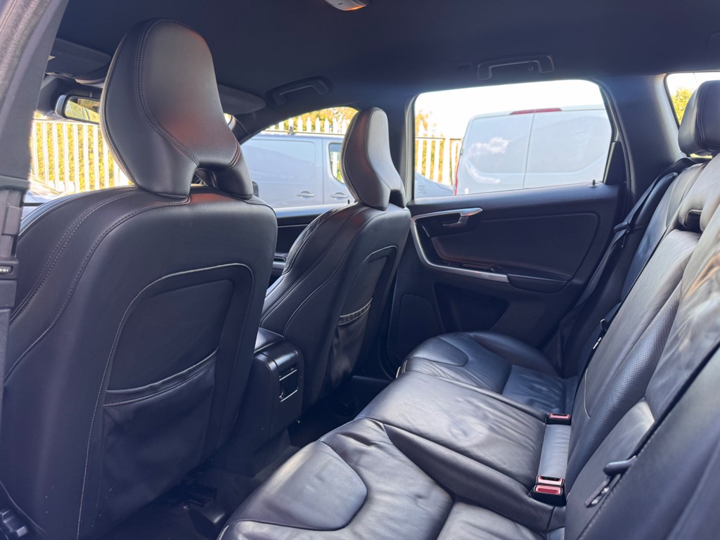 Used Volvo XC60 2015 for sale - 76221943: Photo 13