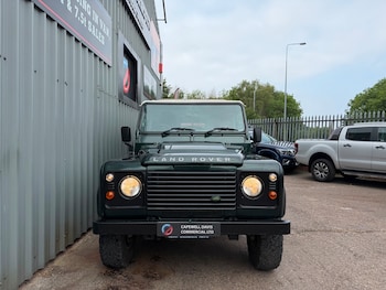 Used Land Rover Defender 2009 for sale - 79270127: Photo