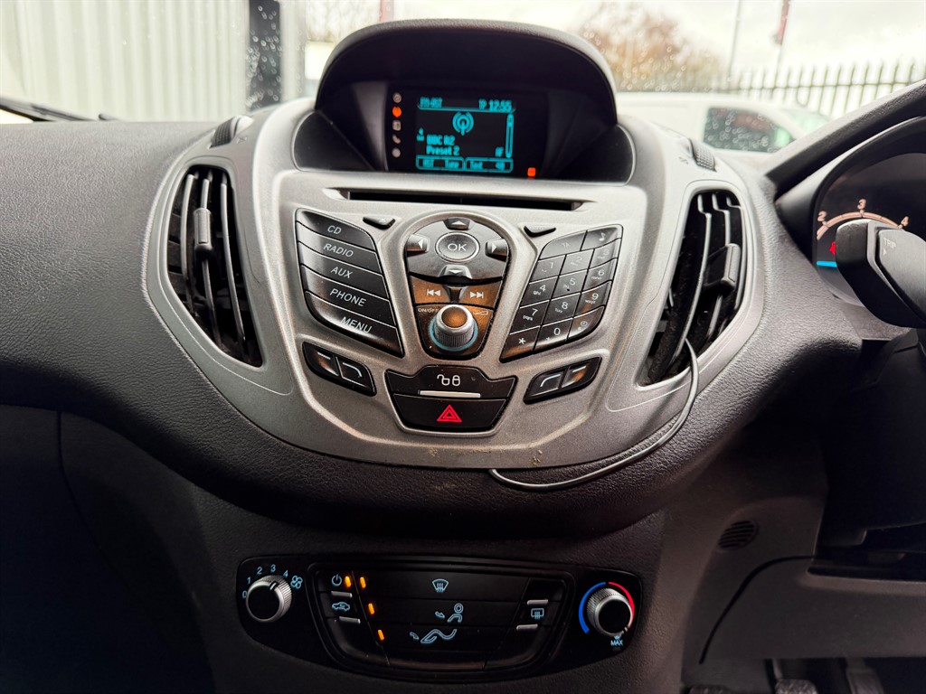 Used Ford Transit Courier 2018 for sale - 76901742: Photo 11