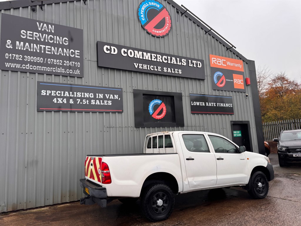 Used Toyota Hilux 2013 for sale - 76540170: Photo 5