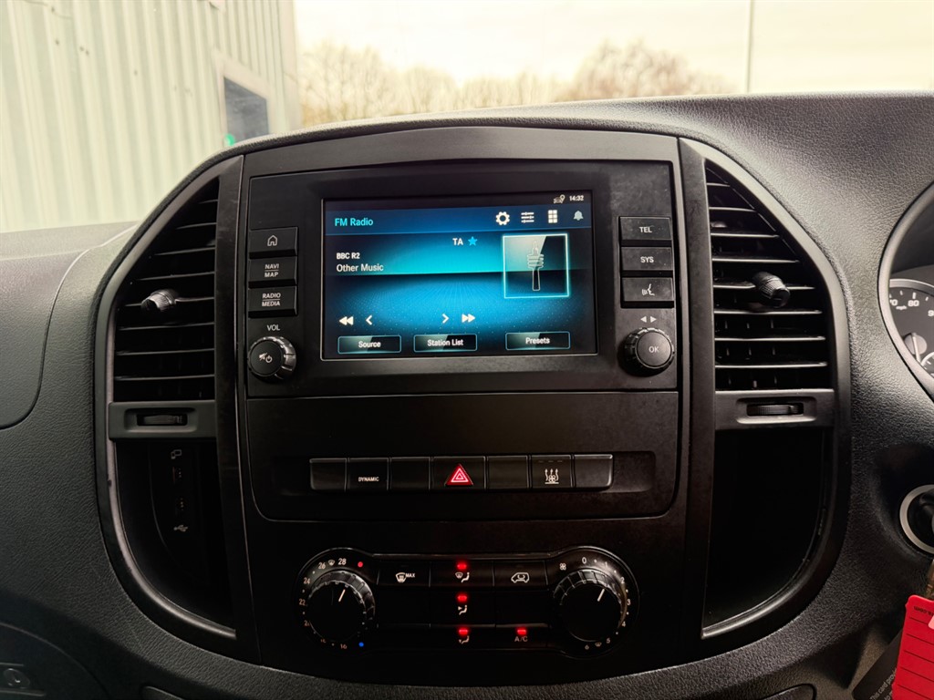 Used Mercedes-Benz Vito 2023 for sale - 77592474: Photo 11