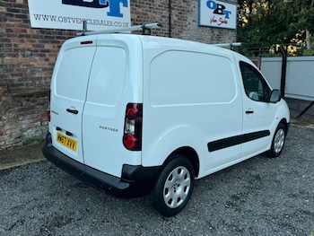 Used Peugeot Partner 2018 for sale - 76112137: Photo