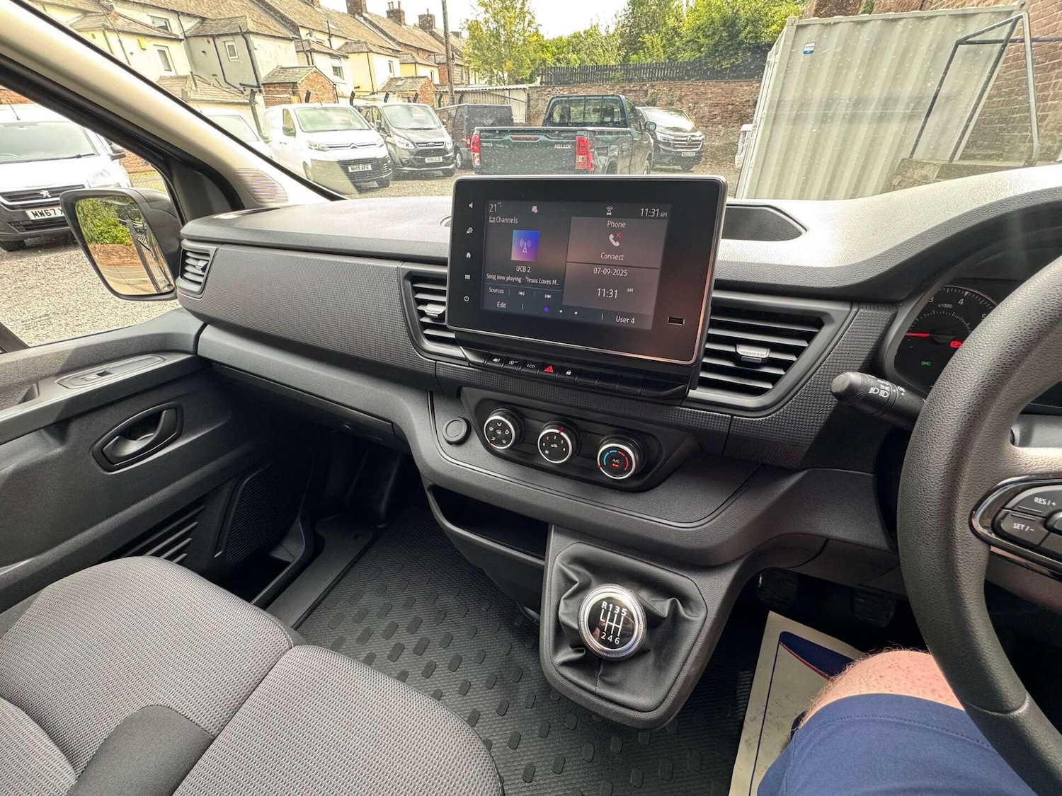 Vehicle 21