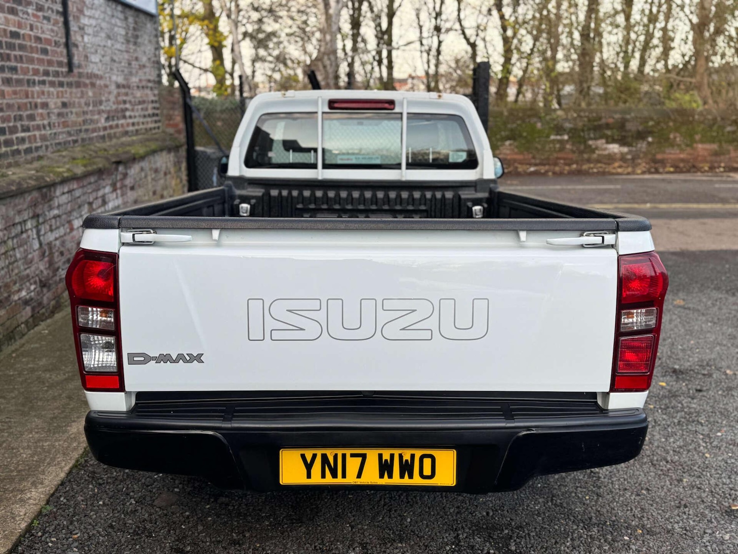 Used Isuzu D-Max 2017 for sale - 76745470: Photo 4