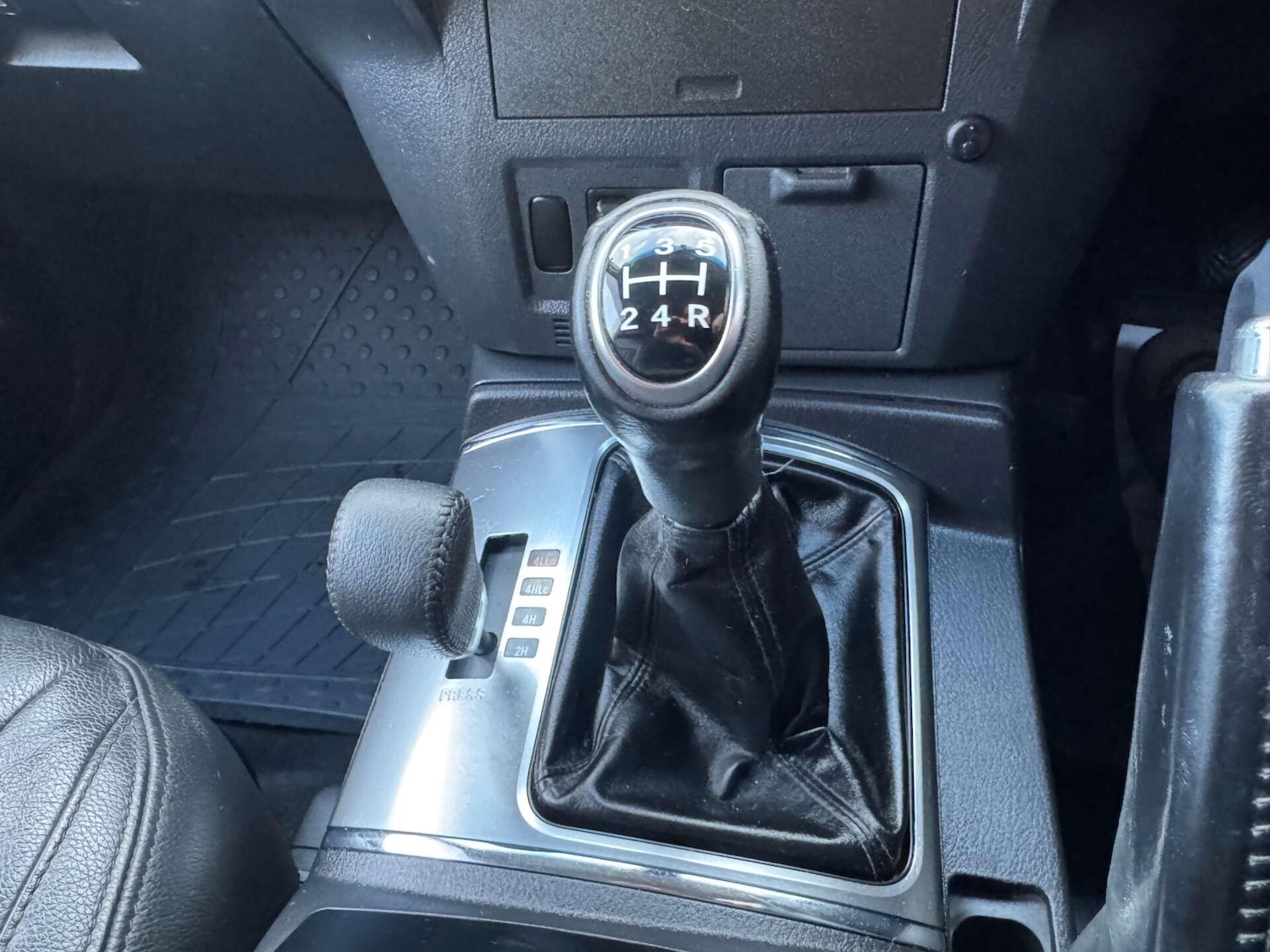 Used Mitsubishi Shogun 2015 for sale - 77307778: Photo 20