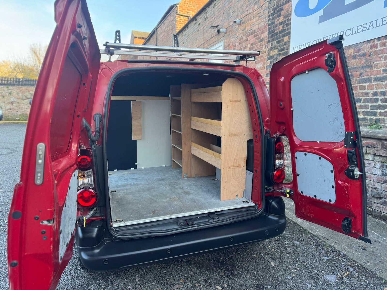 Used Citroen Berlingo 2018 for sale - 77942290: Photo 10