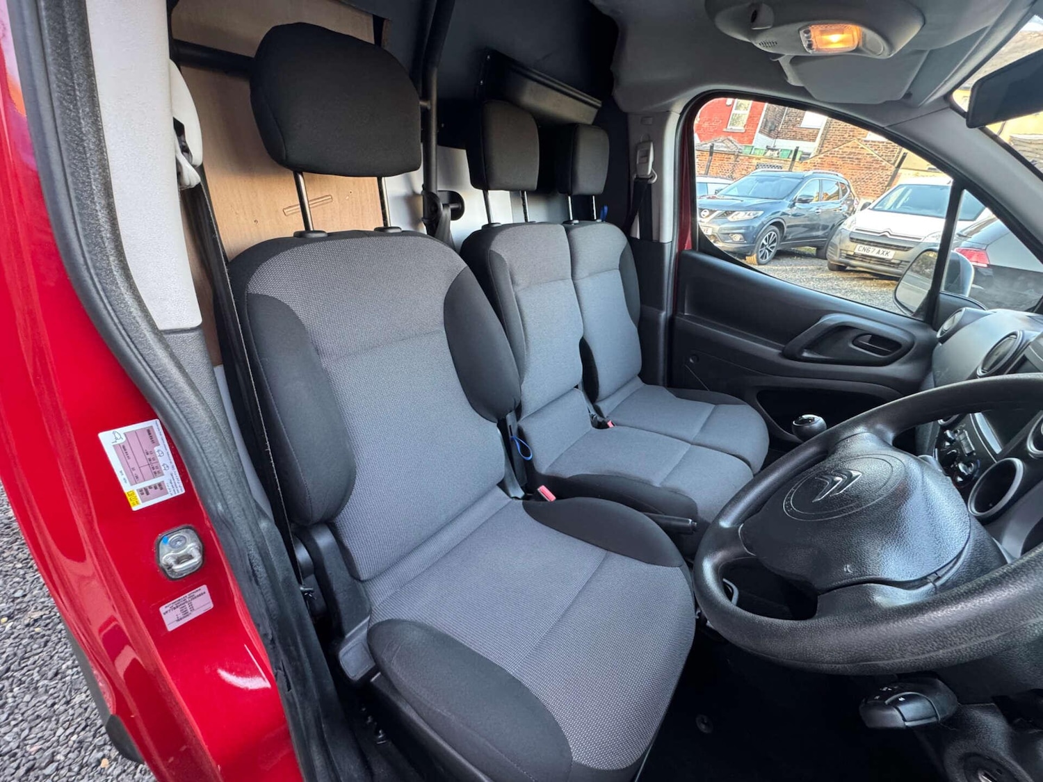 Used Citroen Berlingo 2018 for sale - 77942290: Photo 14