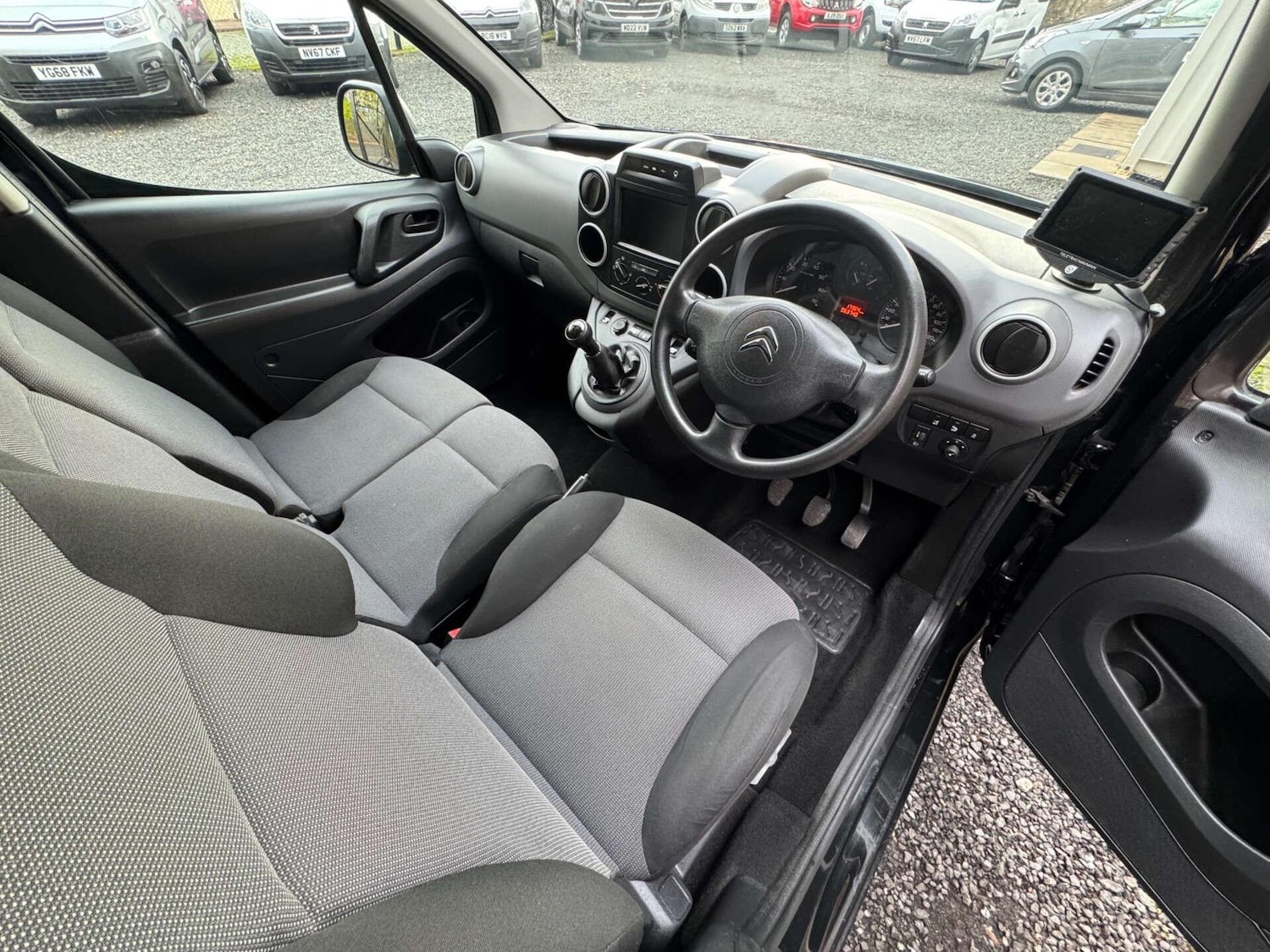 Used Citroen Berlingo 2017 for sale - 76501223: Photo 9