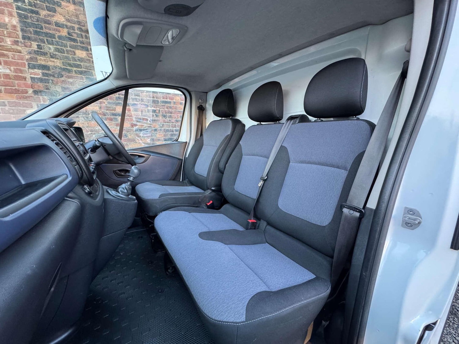 Used Vauxhall Vivaro 2018 for sale - 76943019: Photo 12