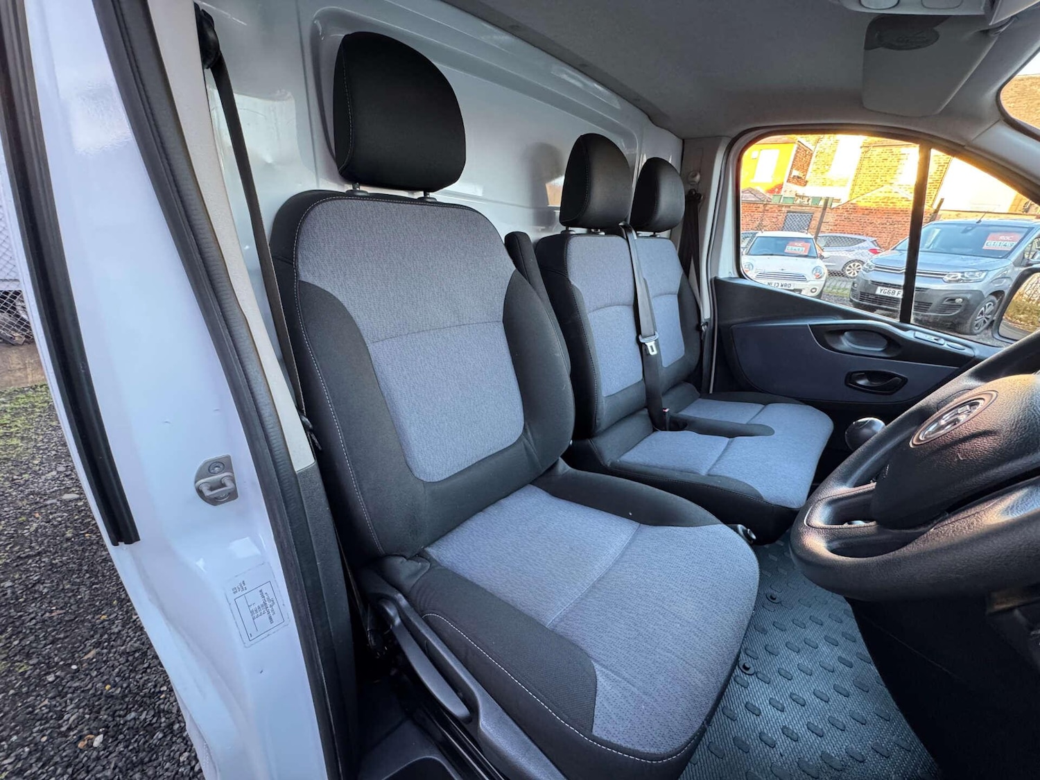 Used Vauxhall Vivaro 2018 for sale - 76943019: Photo 13