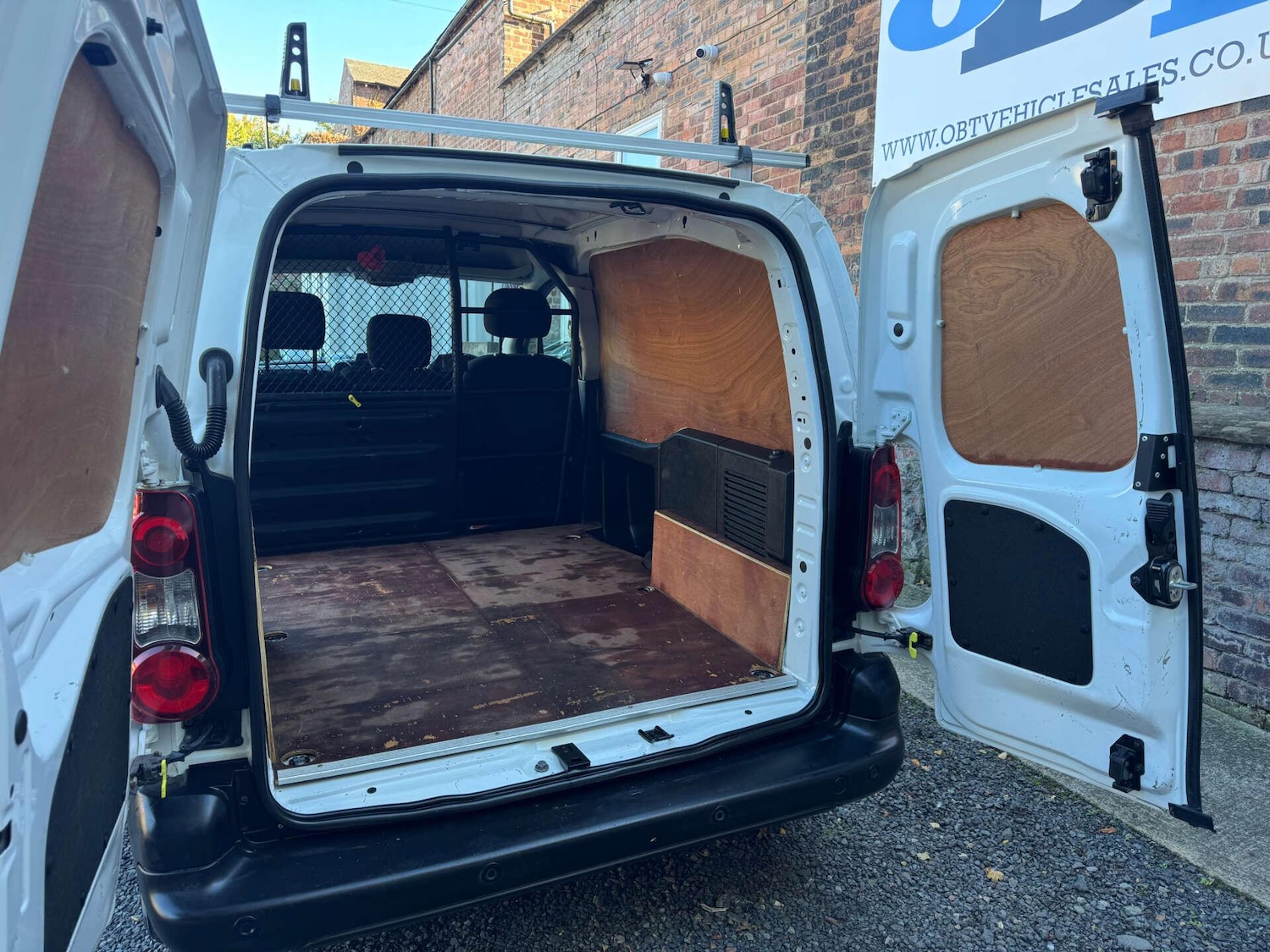 Vehicle 14