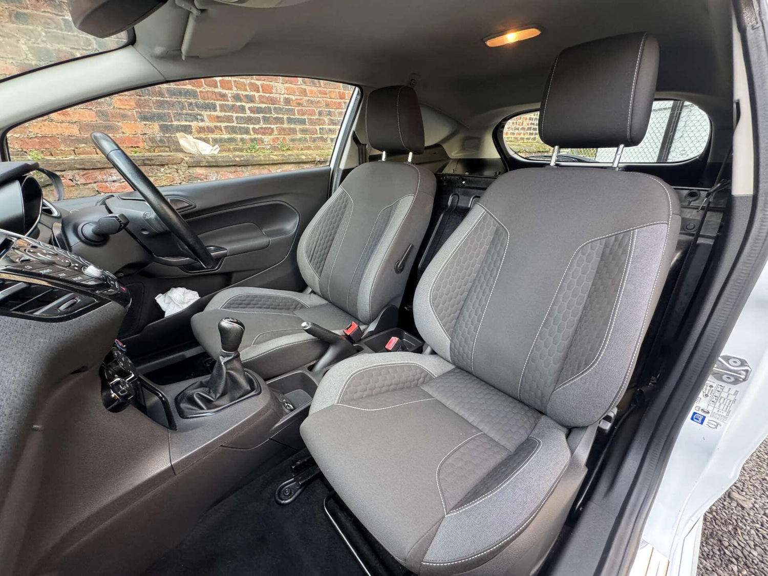 Used Ford Fiesta 2016 for sale - 77010611: Photo 11