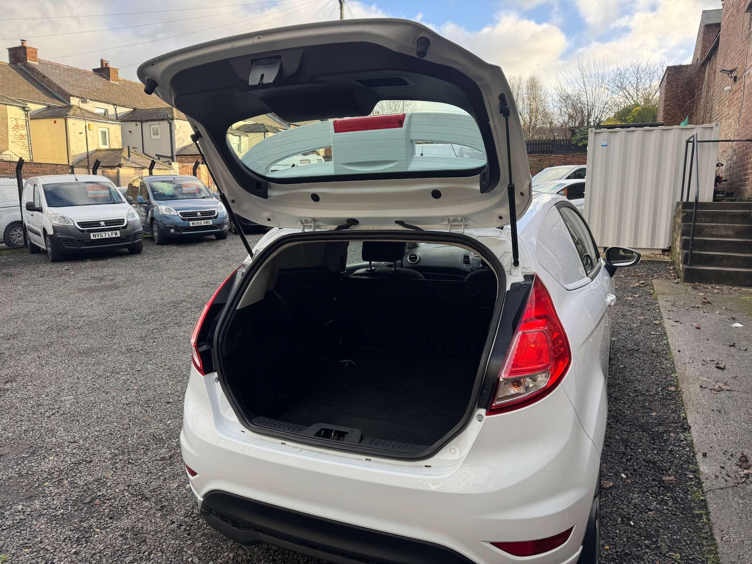 Used Ford Fiesta 2016 for sale - 77010611: Photo 13