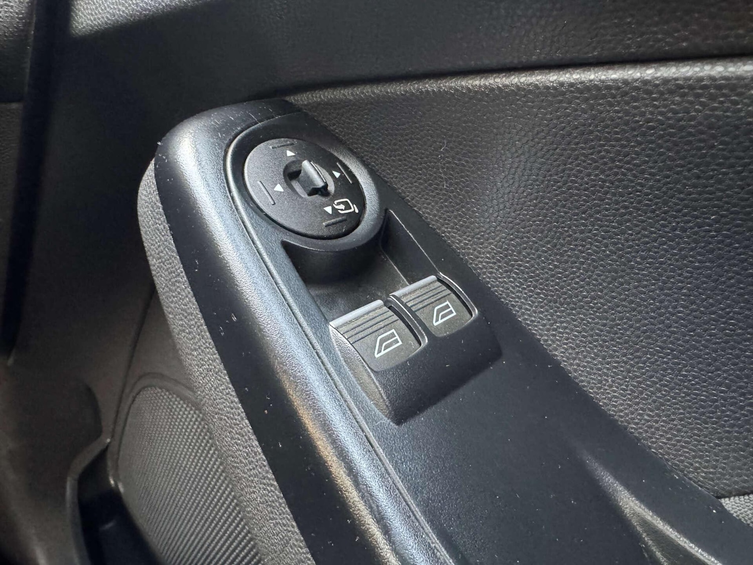 Used Ford Fiesta 2016 for sale - 77010611: Photo 18