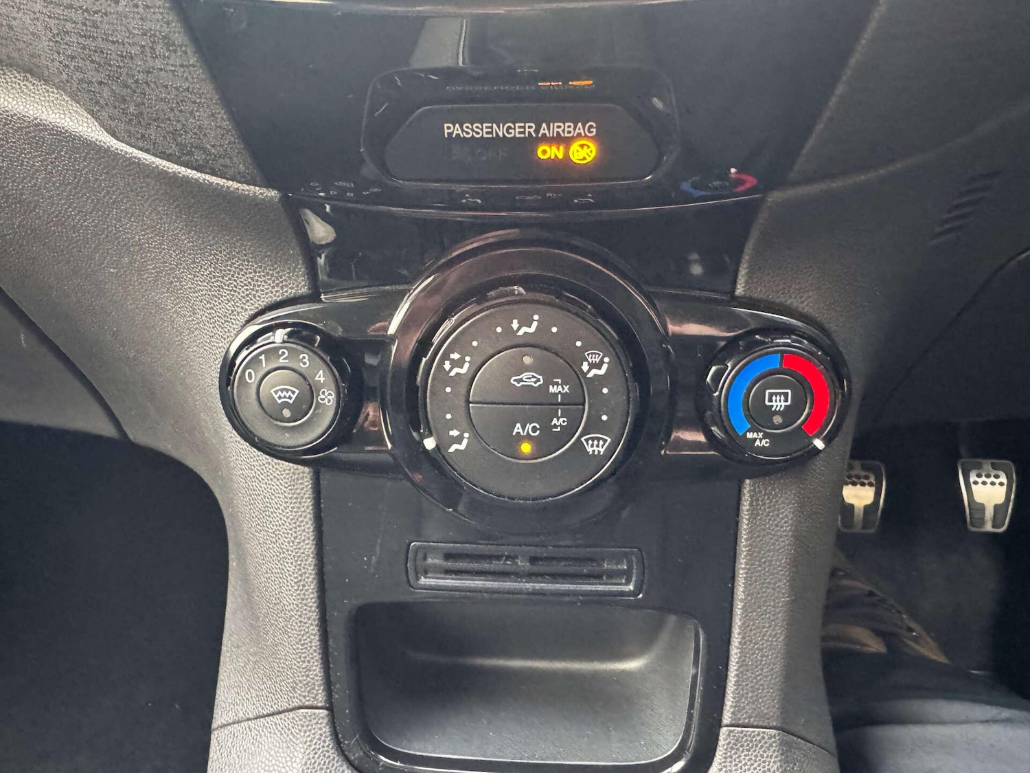 Used Ford Fiesta 2016 for sale - 77010611: Photo 21