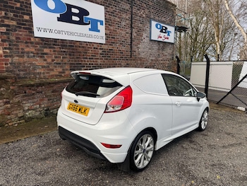 Used Ford Fiesta 2016 for sale - 77010611: Photo