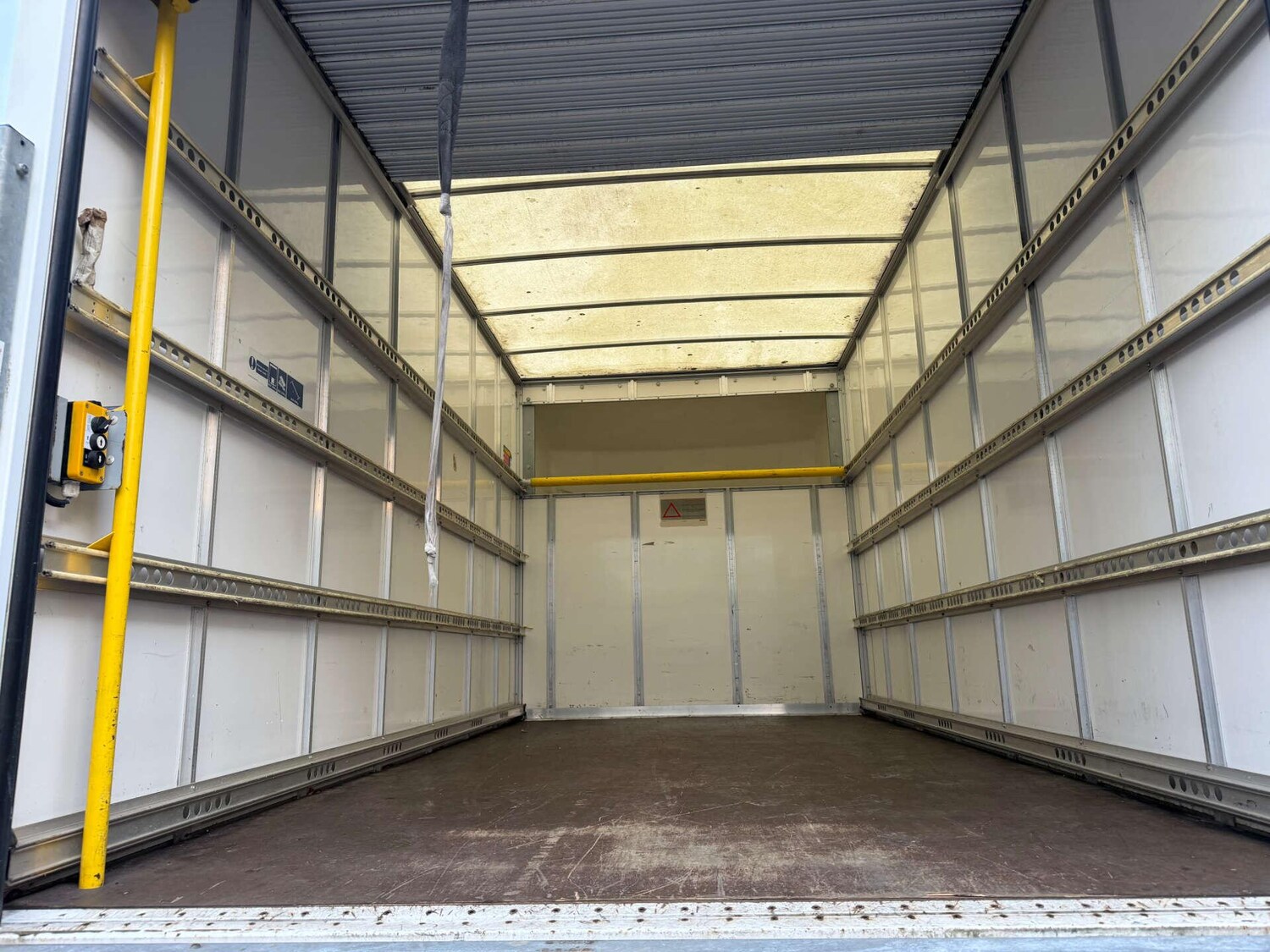 Used Ford Transit 2016 for sale - 78175829: Photo 28