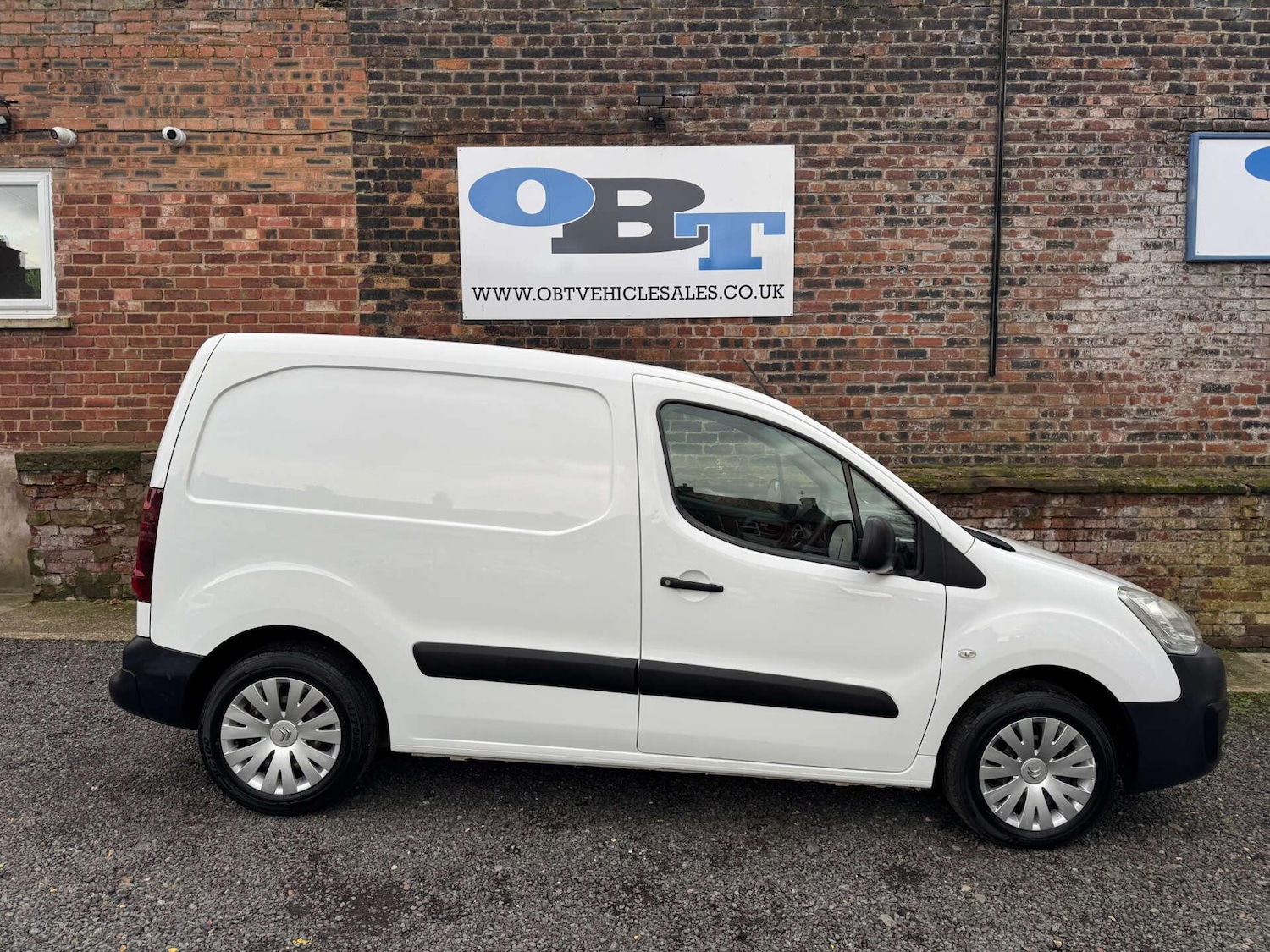 Used Citroen Berlingo 2018 for sale - 77311542: Photo 2