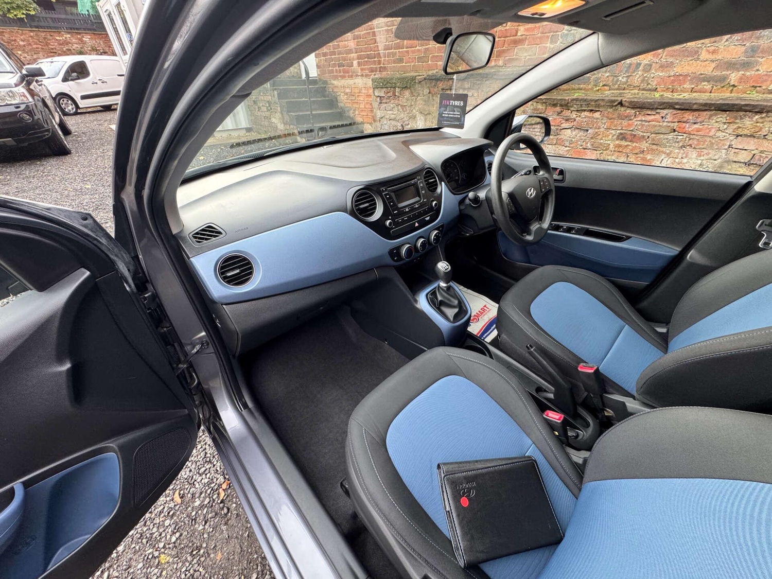 Used Hyundai i10 2016 for sale - 76434570: Photo 11