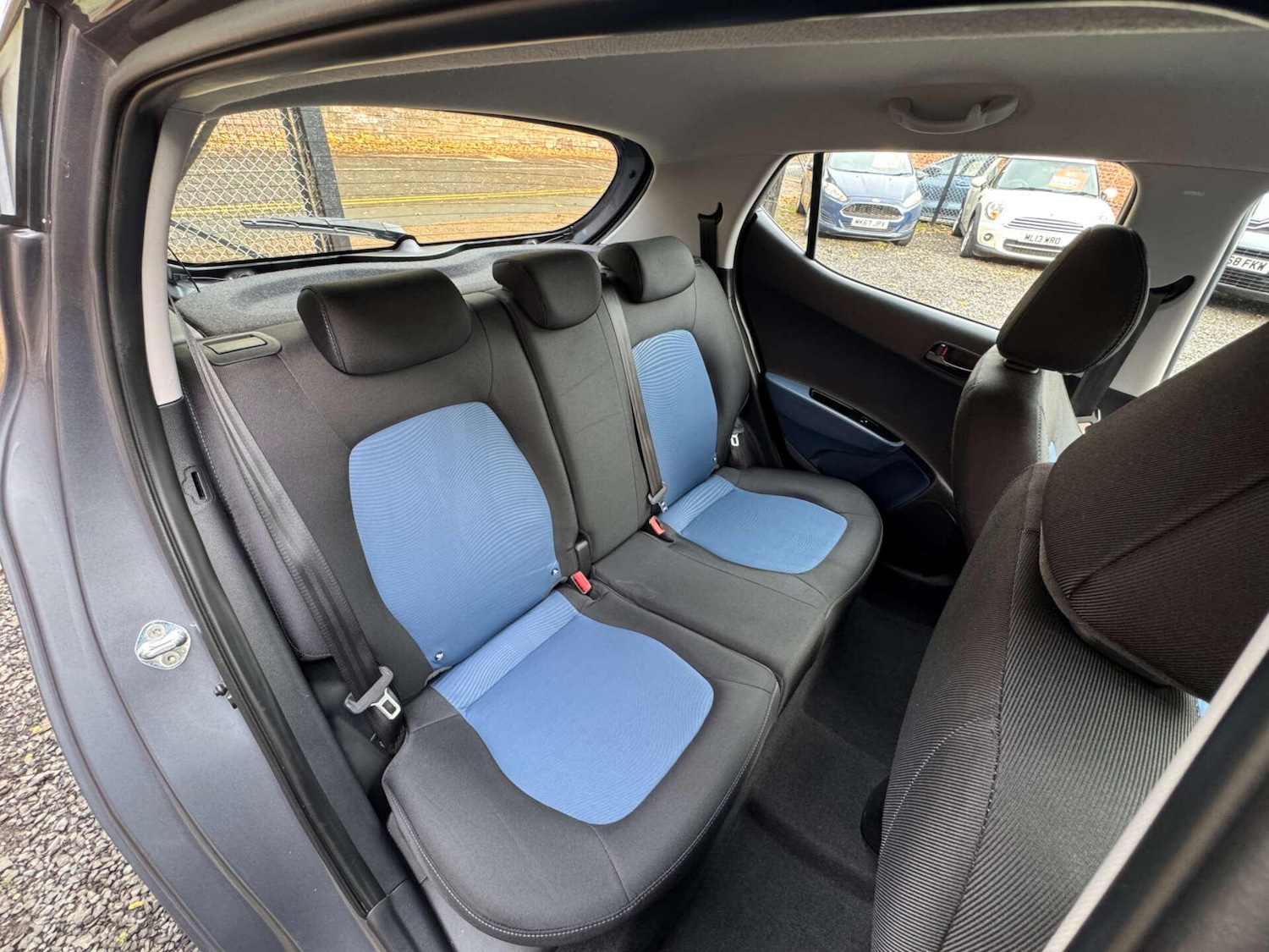 Used Hyundai i10 2016 for sale - 76434570: Photo 14