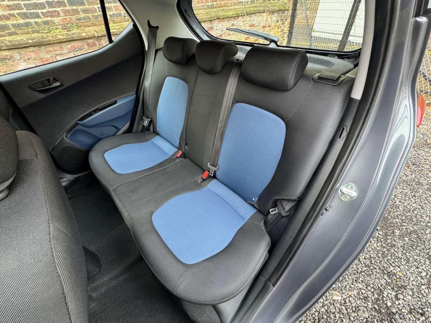 Used Hyundai i10 2016 for sale - 76434570: Photo 16