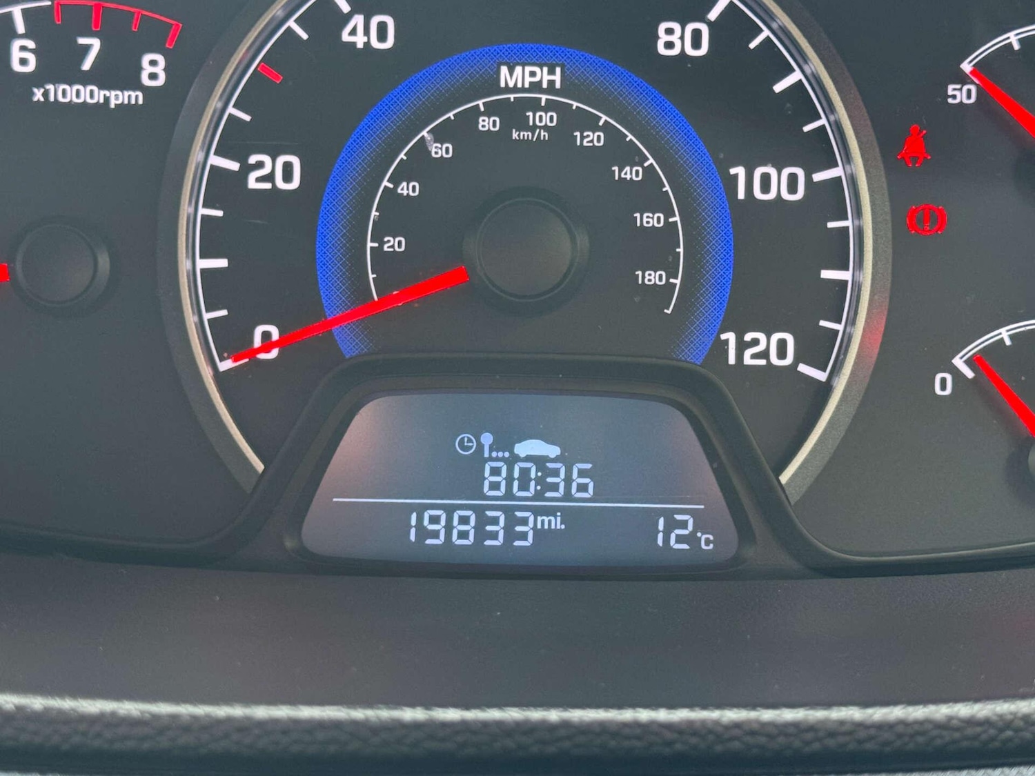 Used Hyundai i10 2016 for sale - 76434570: Photo 29