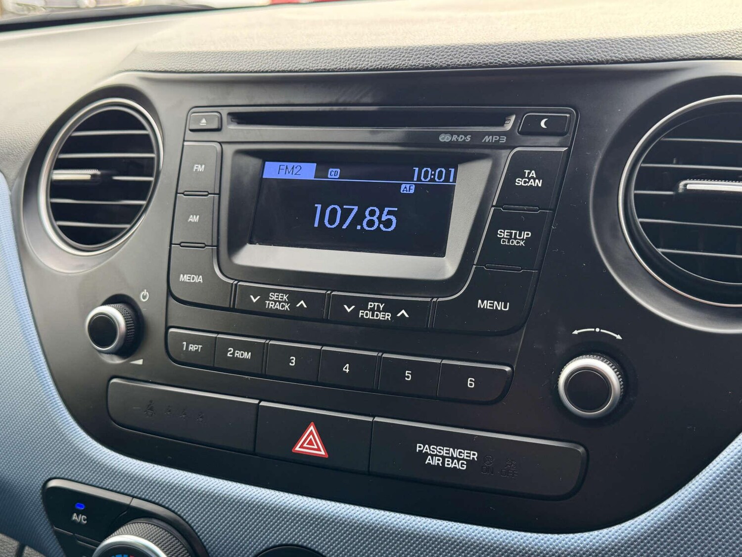 Used Hyundai i10 2016 for sale - 76434570: Photo 30