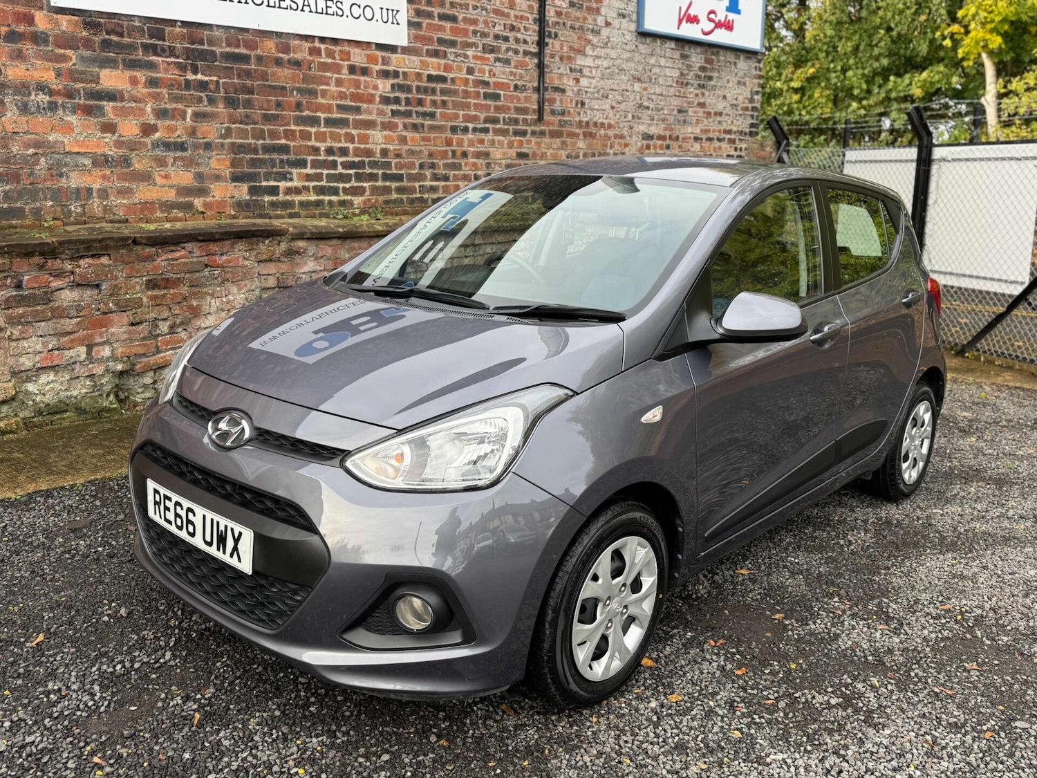 Used Hyundai i10 2016 for sale - 76434570: Photo 7