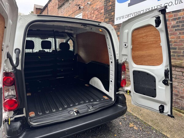 Used Peugeot Partner 2017 for sale - 76232899: Photo 11