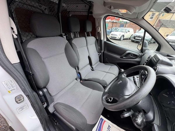 Used Peugeot Partner 2017 for sale - 76232899: Photo 16