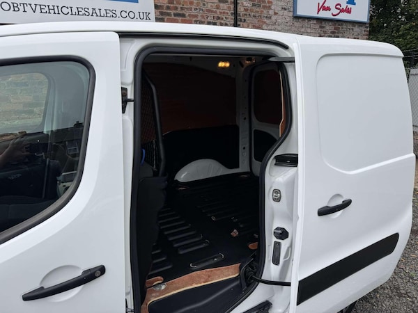 Used Peugeot Partner 2017 for sale - 76232899: Photo 9