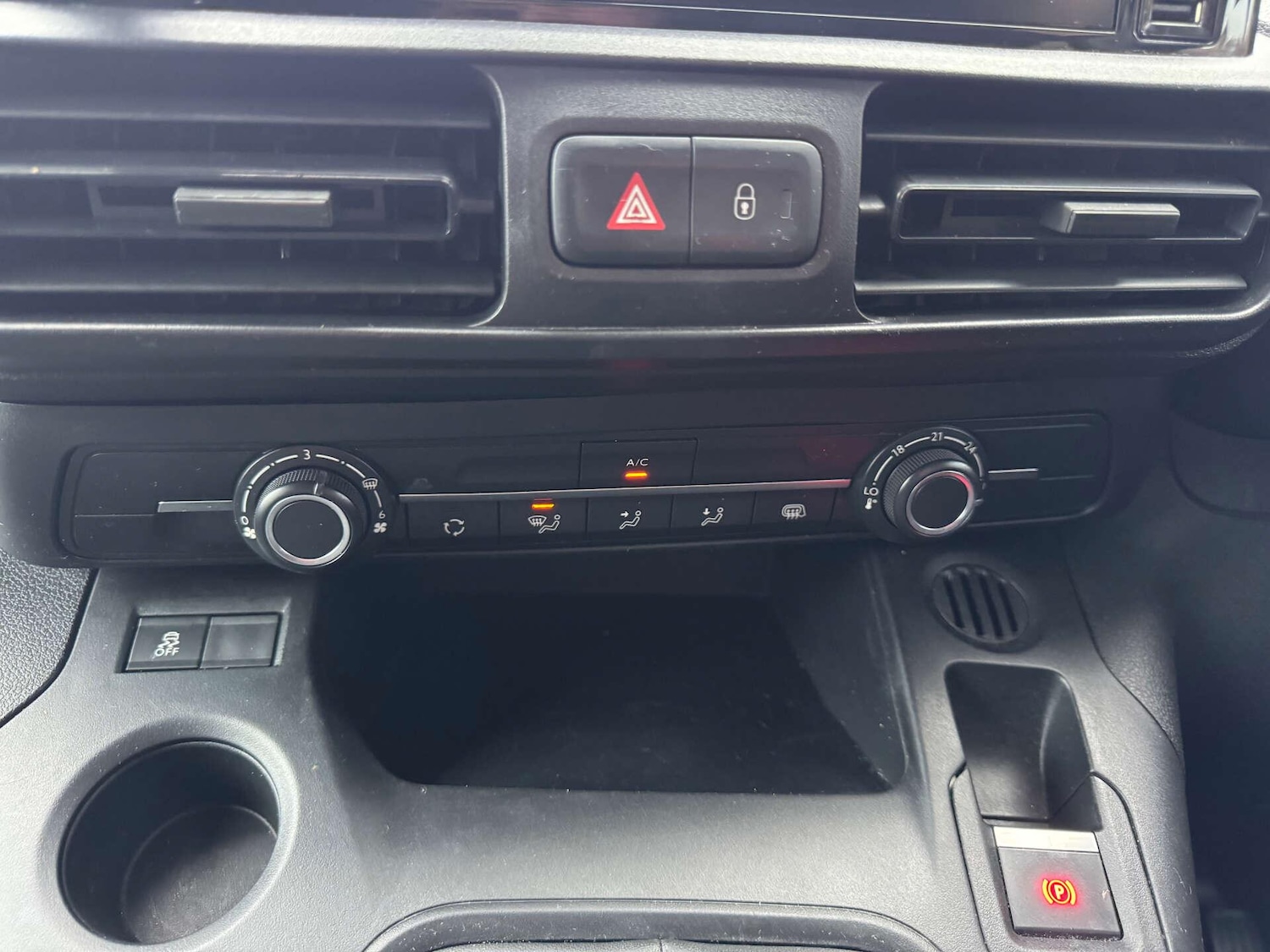 Used Citroen Berlingo 2019 for sale - 77158081: Photo 18