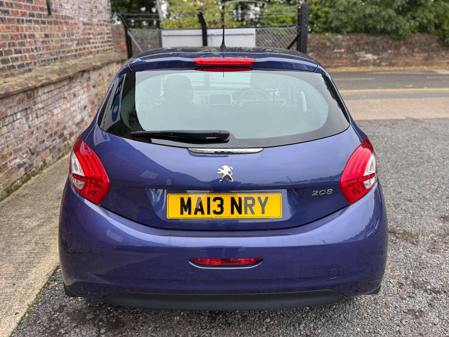 Used Peugeot 208 2013 for sale - 76297378: Photo 4