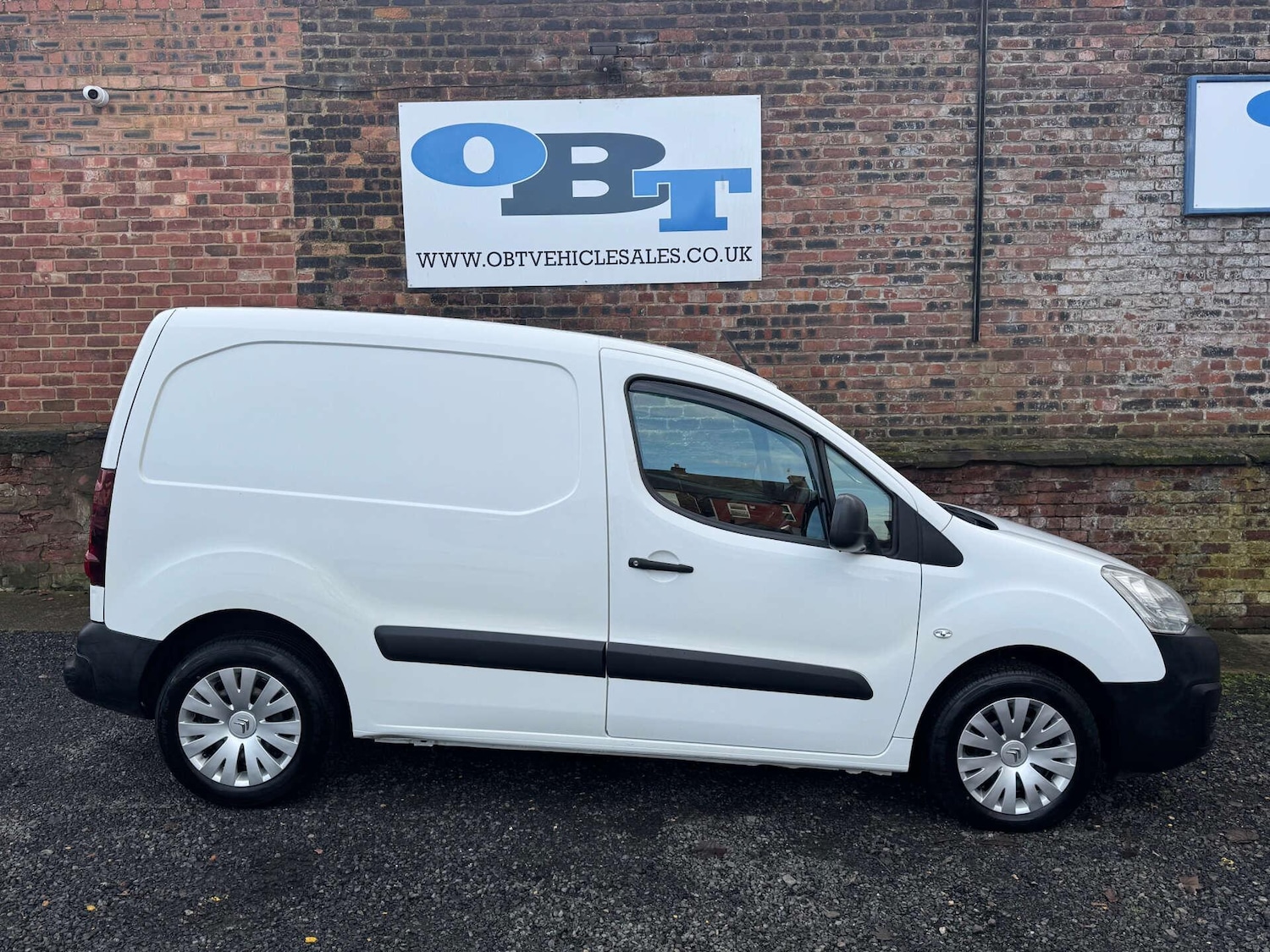 Used Citroen Berlingo 2016 for sale - 77232333: Photo 2