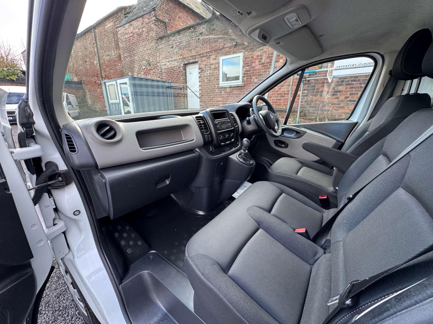 Used Renault Trafic 2018 for sale - 77480320: Photo 17