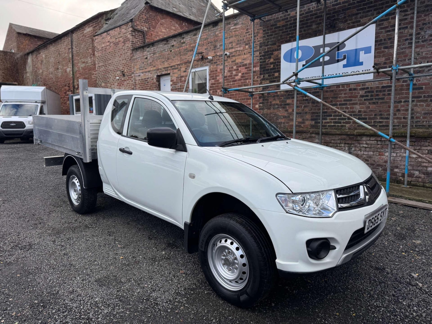 Used Mitsubishi L200 2015 for sale - 77576550: Photo 2