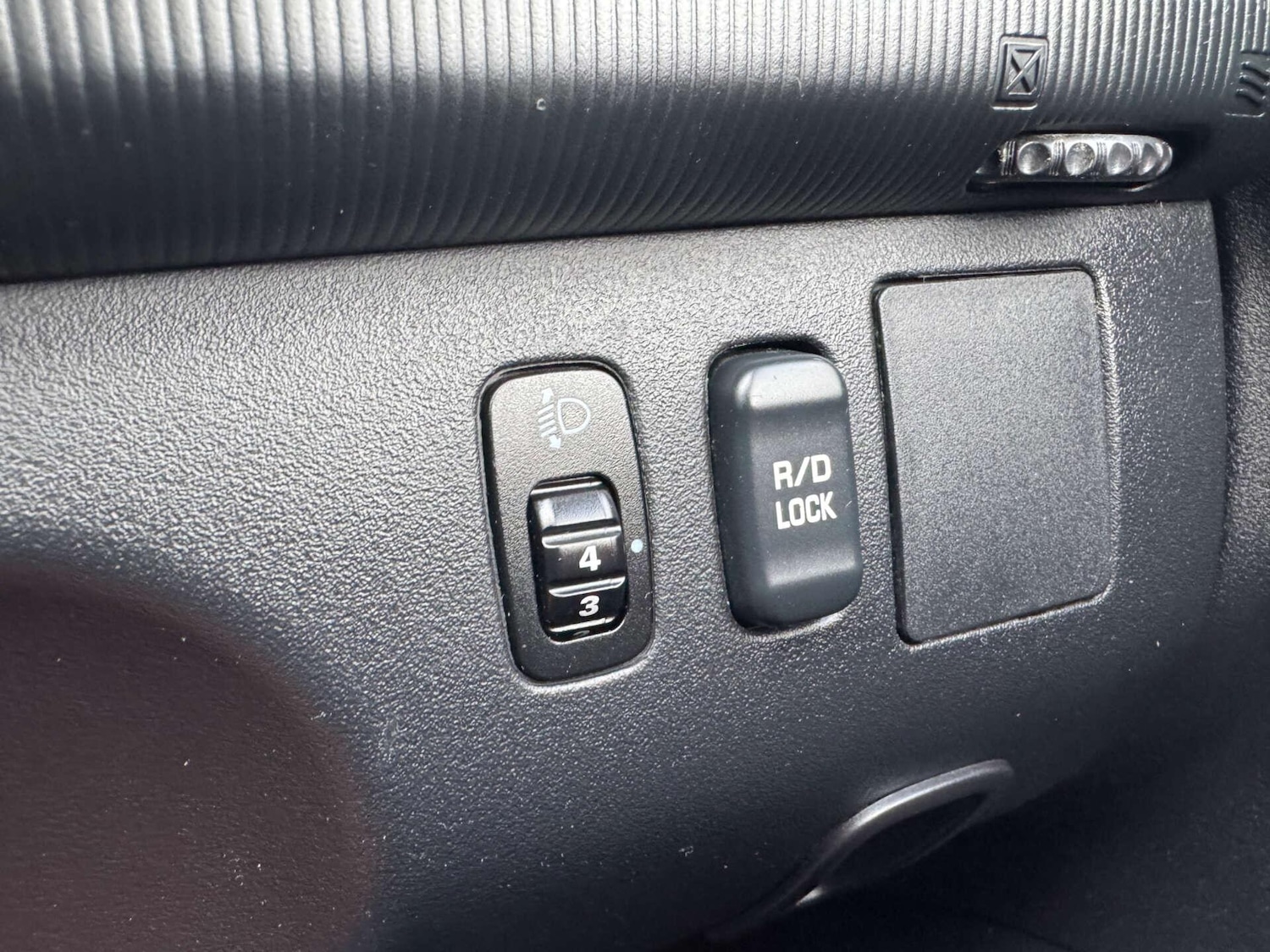 Used Mitsubishi L200 2015 for sale - 77576550: Photo 23