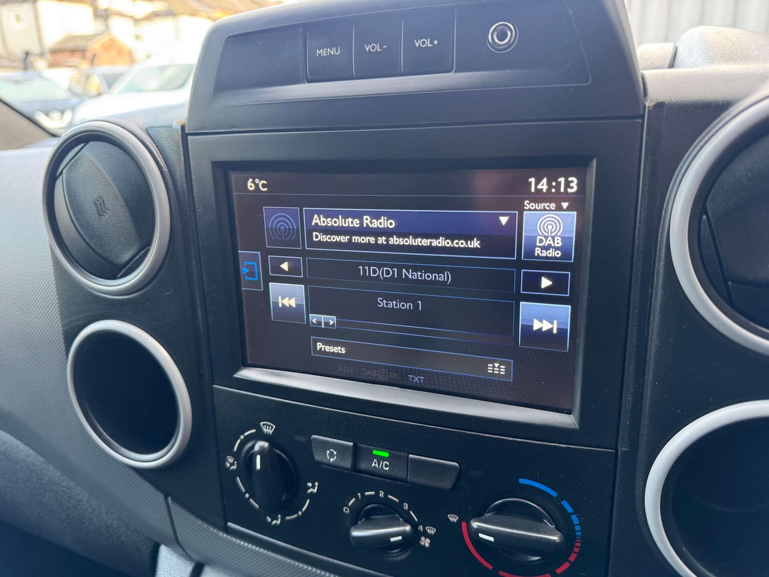 Used Peugeot Partner 2017 for sale - 77232328: Photo 24