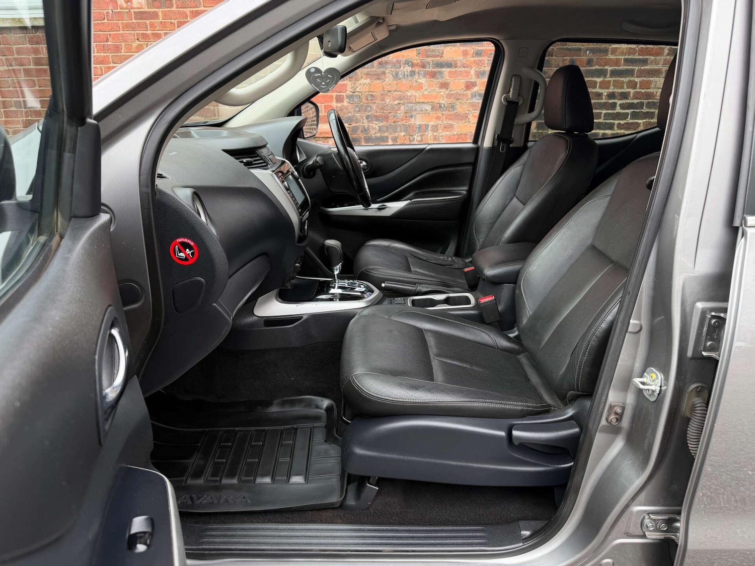 Used Nissan Navara 2018 for sale - 78179060: Photo 11