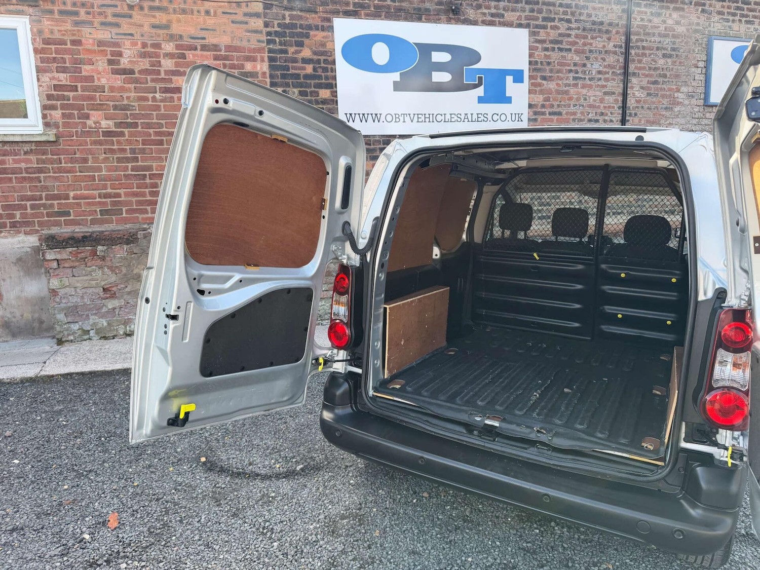 Used Peugeot Partner 2017 for sale - 78175841: Photo 25