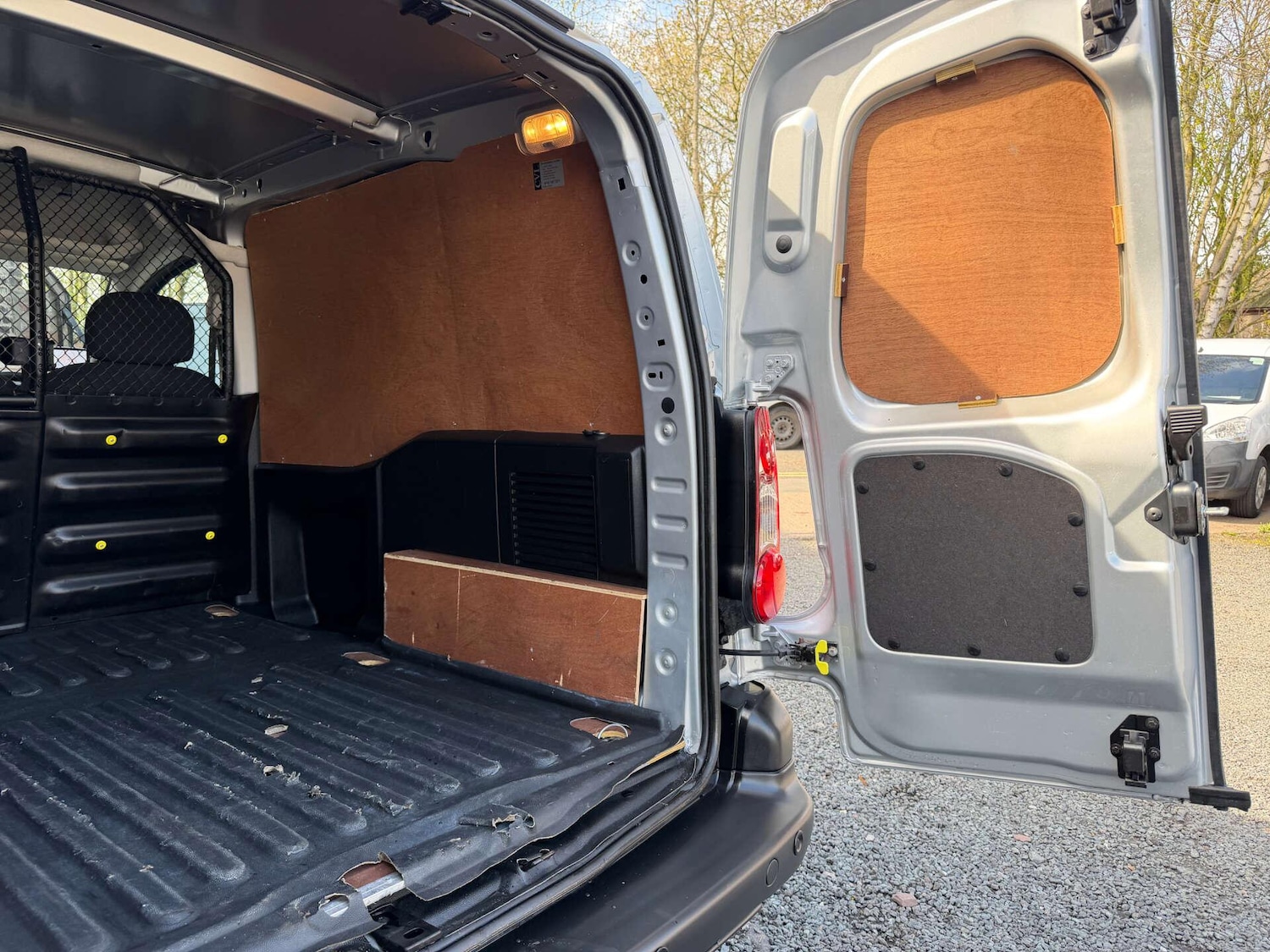 Used Peugeot Partner 2017 for sale - 78175841: Photo 26