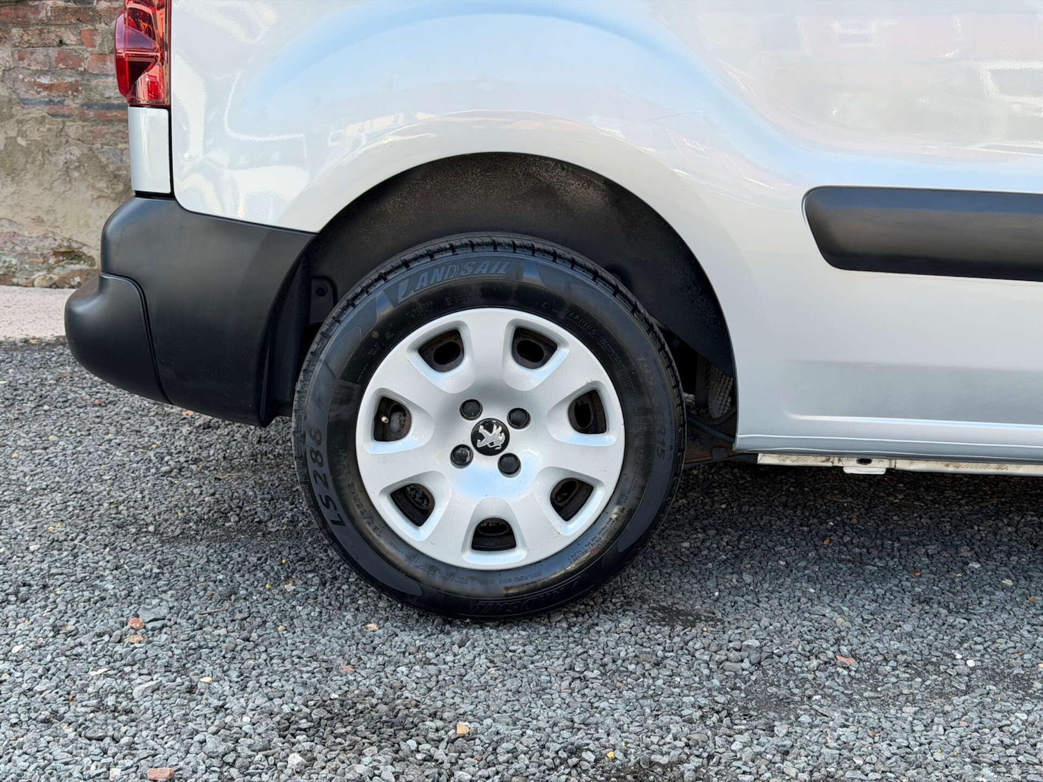 Used Peugeot Partner 2017 for sale - 78175841: Photo 30