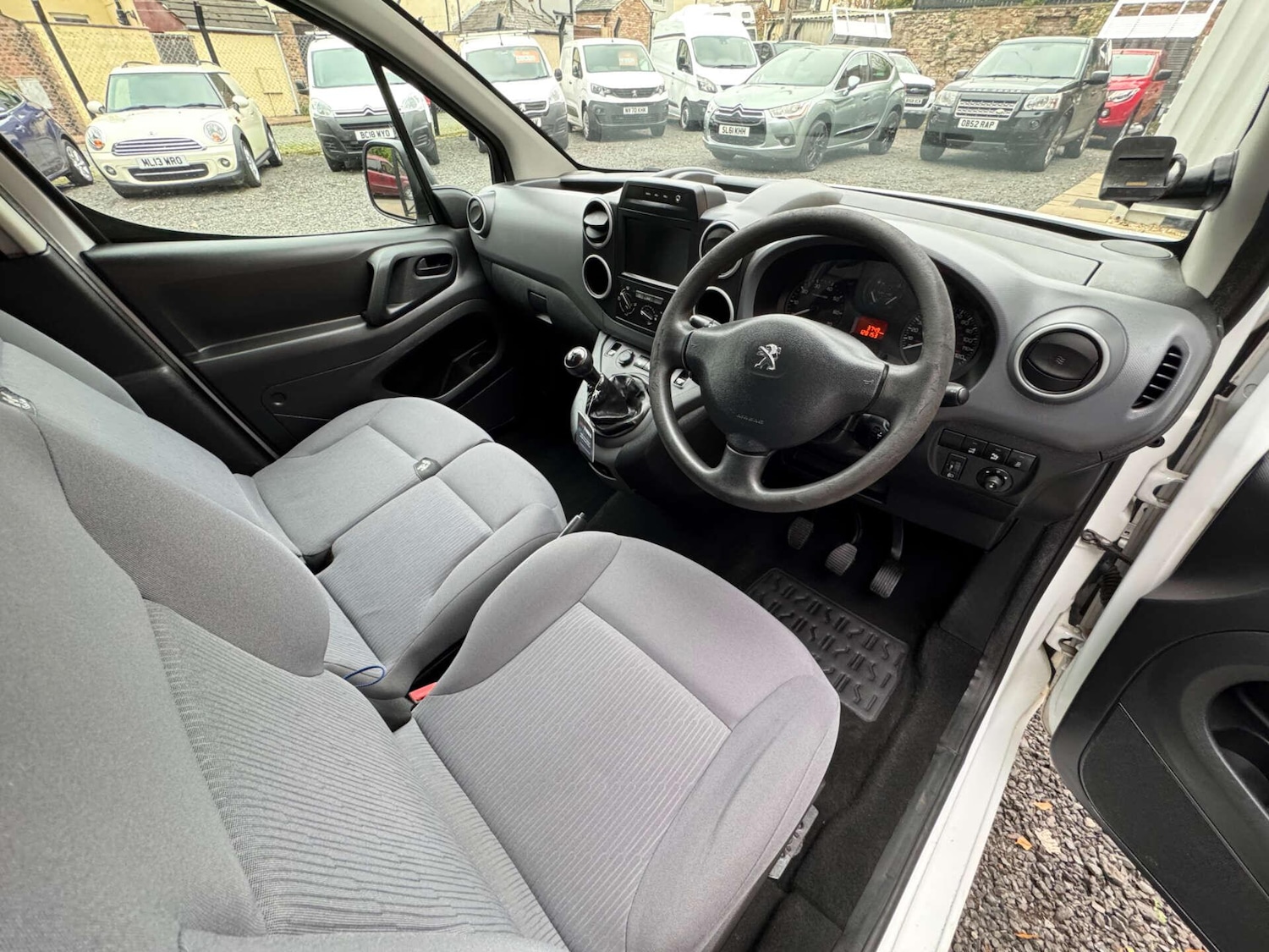 Used Peugeot Partner 2016 for sale - 76315773: Photo 14